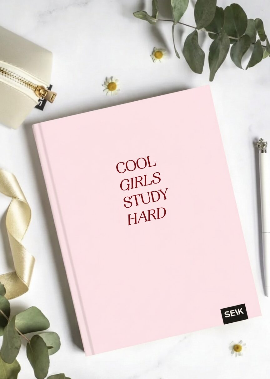 Laimīgais Kalendārs skolas plānotājs 26/27 cool girls study hard