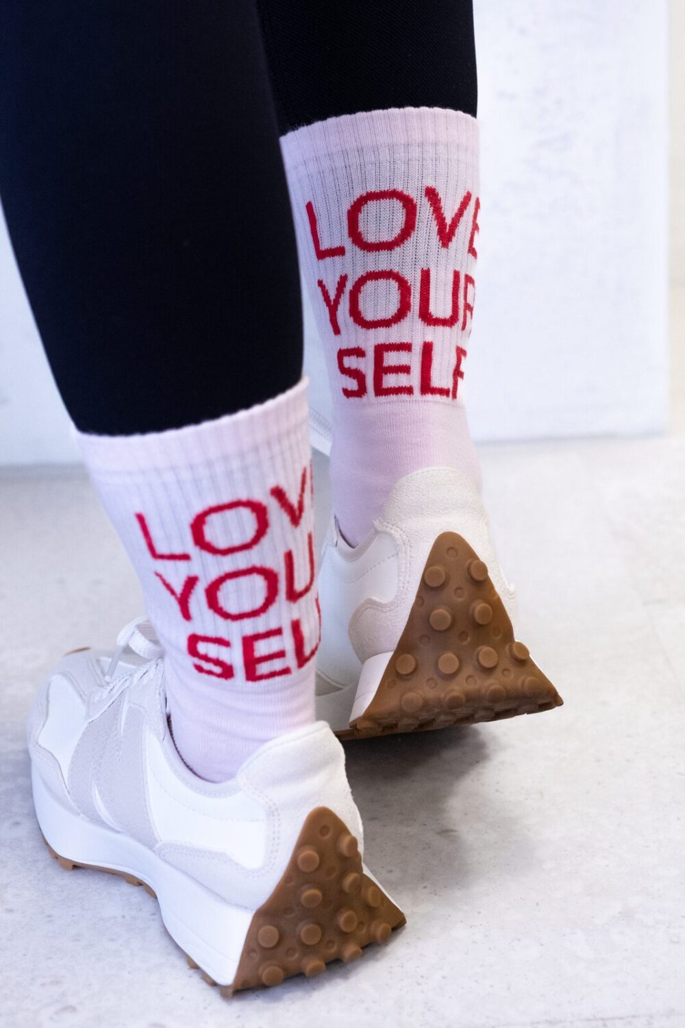 sporta zeķes - love yourself (universāls izmērs 35-46) - Image 7