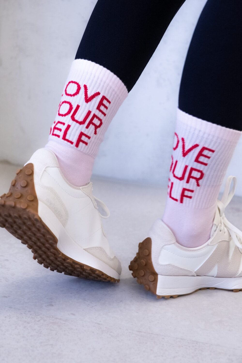 sporta zeķes - love yourself (universāls izmērs 35-46) - Image 9