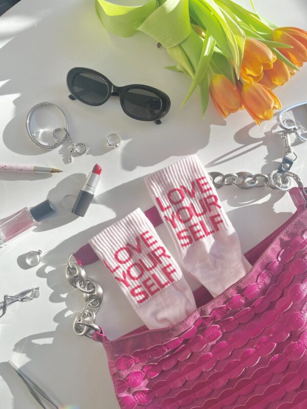 sporta zeķes - love yourself (universāls izmērs 35-46) - Image 3