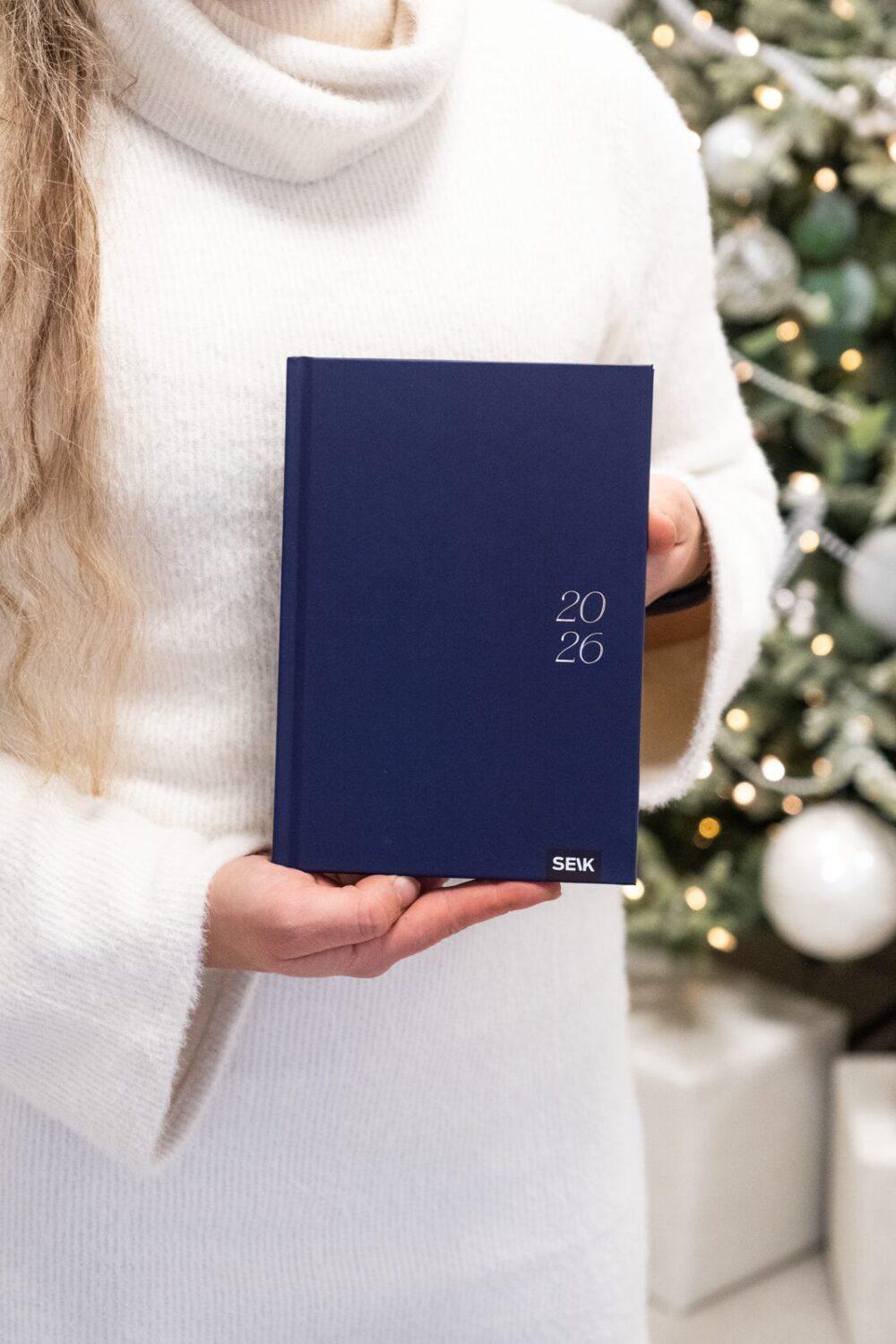 Laimīgā Kalendāra plānotājs 2026 (a5) - tumši zils - Image 3