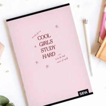 A5 rūtiņu klade (36 lapas) - cool girls study hard