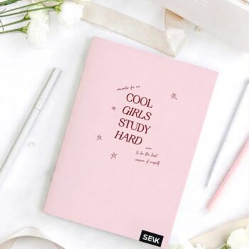 A5 rūtiņu klade (36 lapas) - cool girls study hard