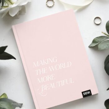 Laimīgais Kalendārs plānotājs 2027 a5 - making the world more beautiful (vertikāls nedēļas skats)